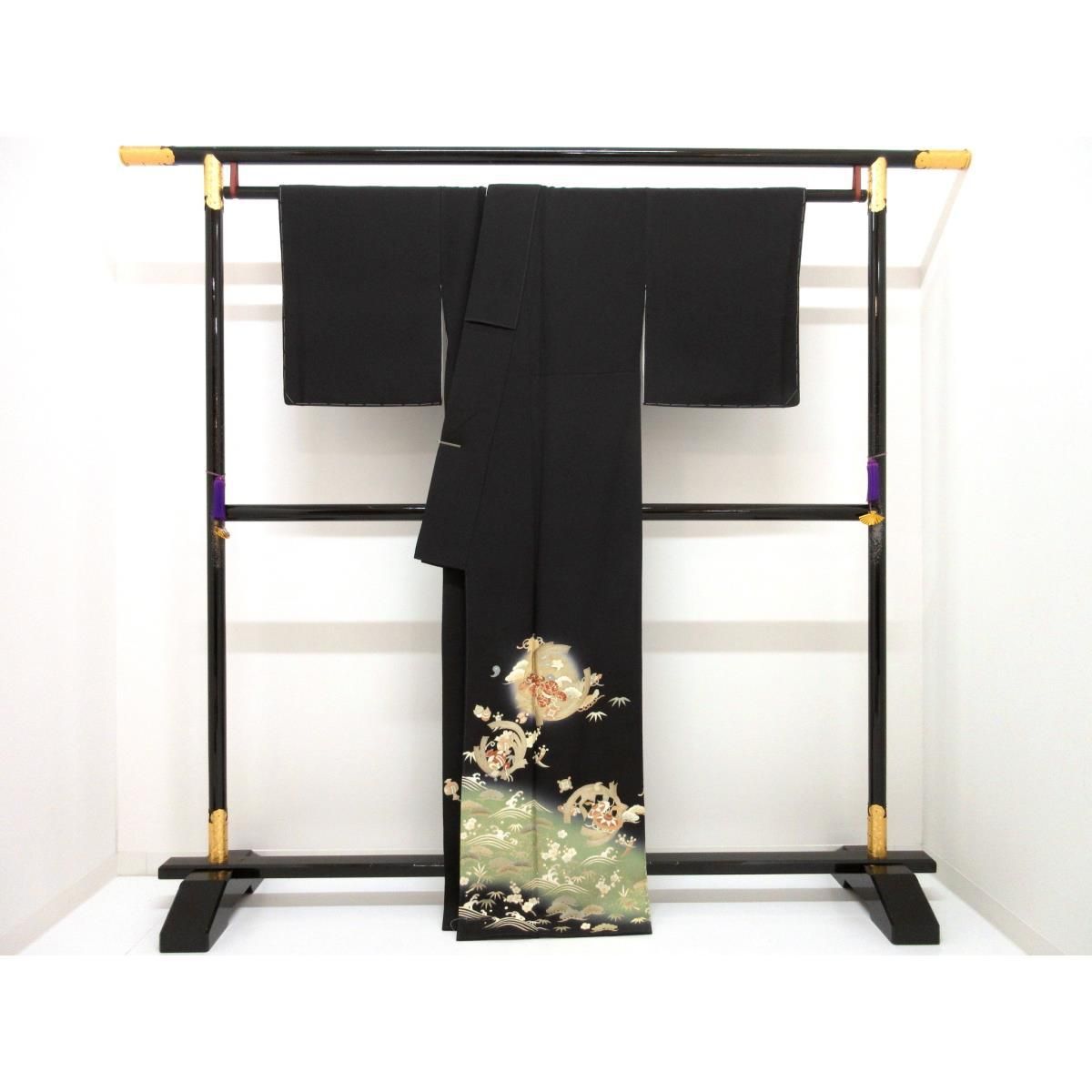  黒留袖 友禅金彩加工 ボカシ染 その他 着物