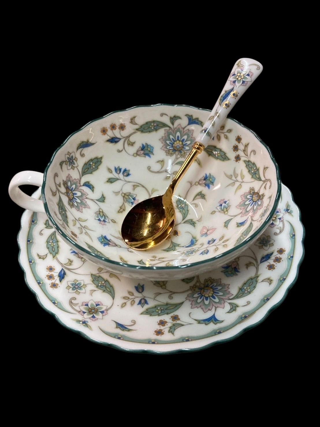 シリーズ ノリタケ カリフパレス ティーカップ＆ソーサー2客 ティーストレーナー セット 日本 陶磁器 廃盤﻿ カップ ソーサー ボーンチャイナ製 アンティーク レトロ ヴィンテージ 古物 骨董 古美術 N 25 L T 46