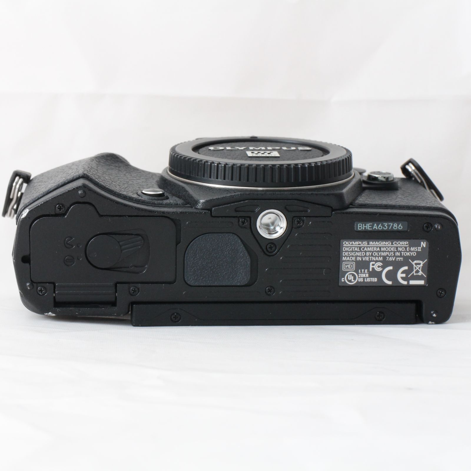 ☆良品・ショット数5158☆ OLYMPUS ミラーレス一眼 OM-D E-M5 MarkII