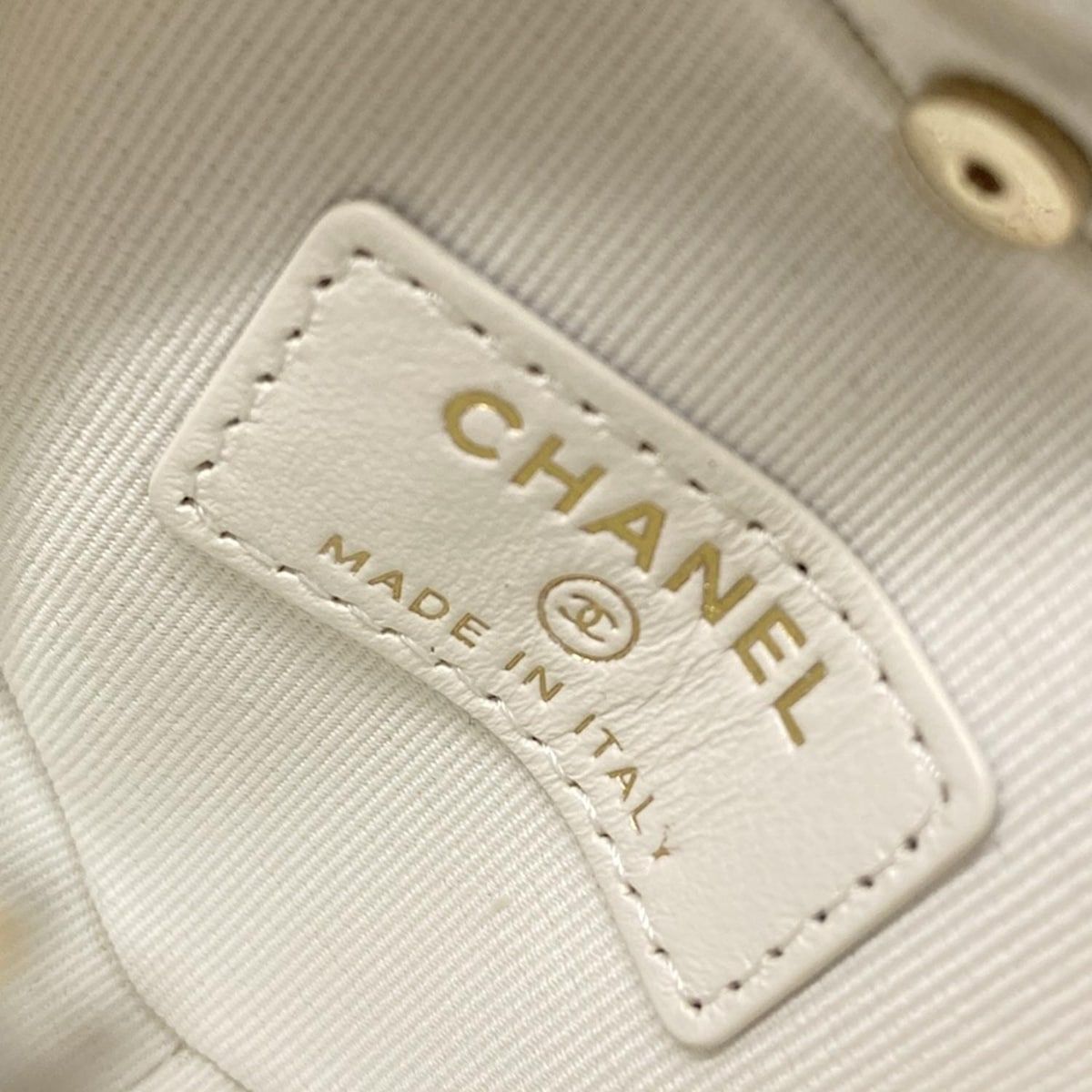 シャネル キーホルダー