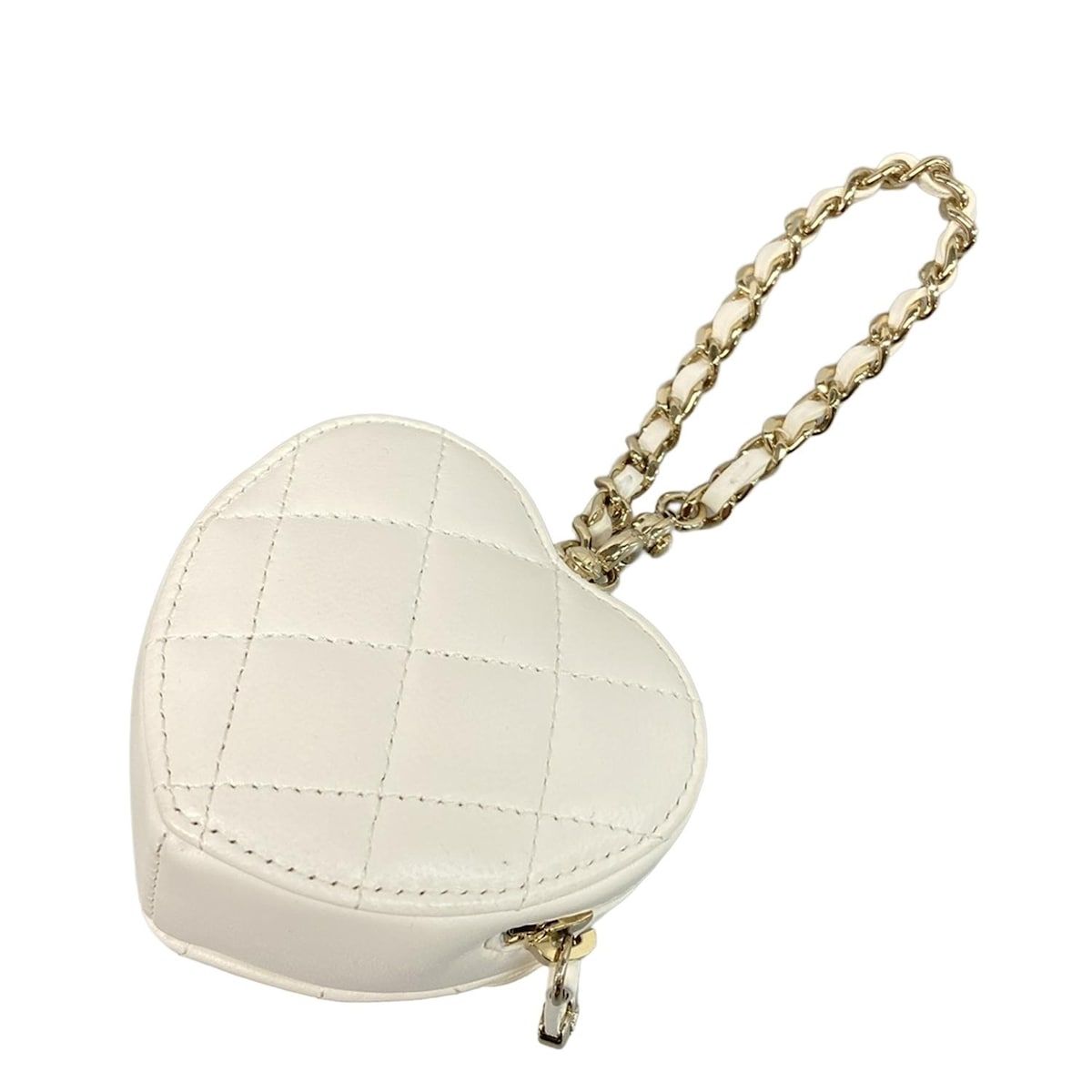 CHANEL シャネル キーホルダー チャーム マトラッセ AP 4838 白 シャンパンゴールド金具 ハート バッグチャーム ラムスキン
