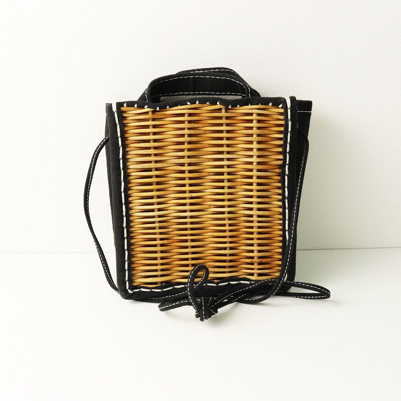 未使用　エバゴス　ebagos ポシェット　黒革　カゴ 定番アイテム エバゴス ebagos かご袋ショルダー カゴポシェット 防水