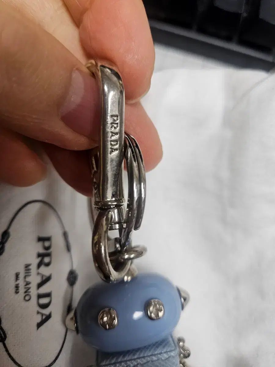 PRADA ロボット型キーホルダー ブルー 正規品 > PRADA プラダ ロボット キーホルダー ブルー フルセット