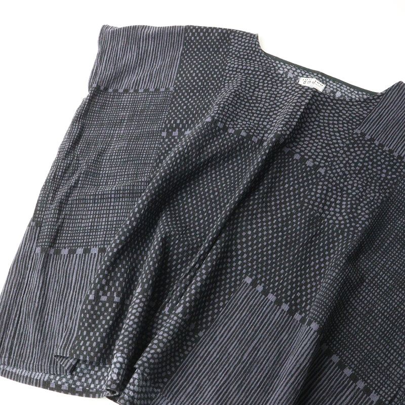 ソウソウ SOU SOU 京都 貫頭衣 四角衣 板尾織物 高島縮 総柄 ブラック