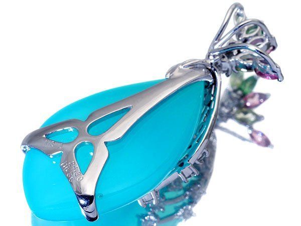  ジュエリー ネオンブルー 超大粒 上天然シーブルーカルセドニー24.30 ct＆ダイヤ＆マルチ宝石 K 18 WGヘッド h 8097 rl チャーム アクセサリー