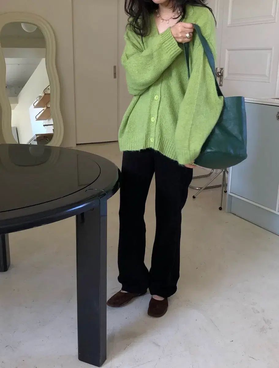 ジョイドビビエ マジックパンツ