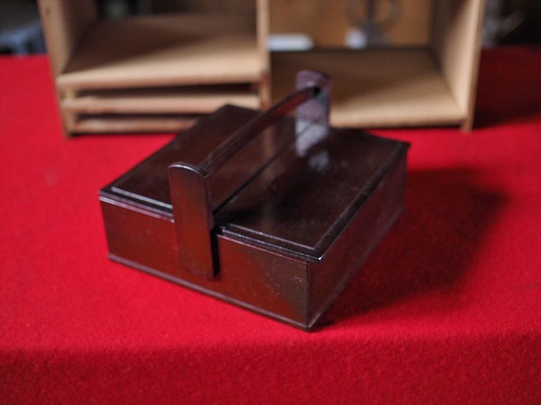 古い漆塗りの弁当箱 セット 明治時代 古録展 品番H 1731