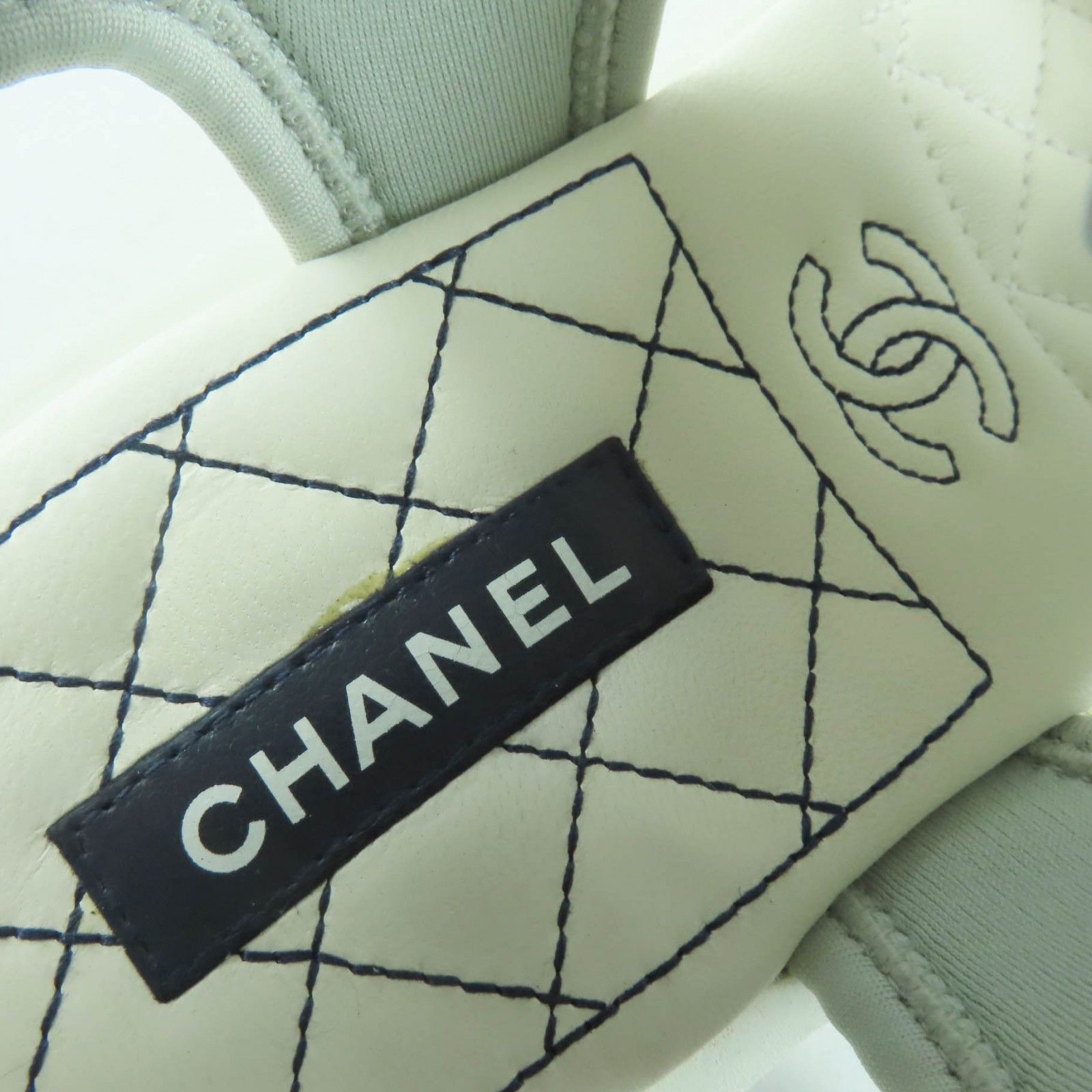 サンダル ホワイト