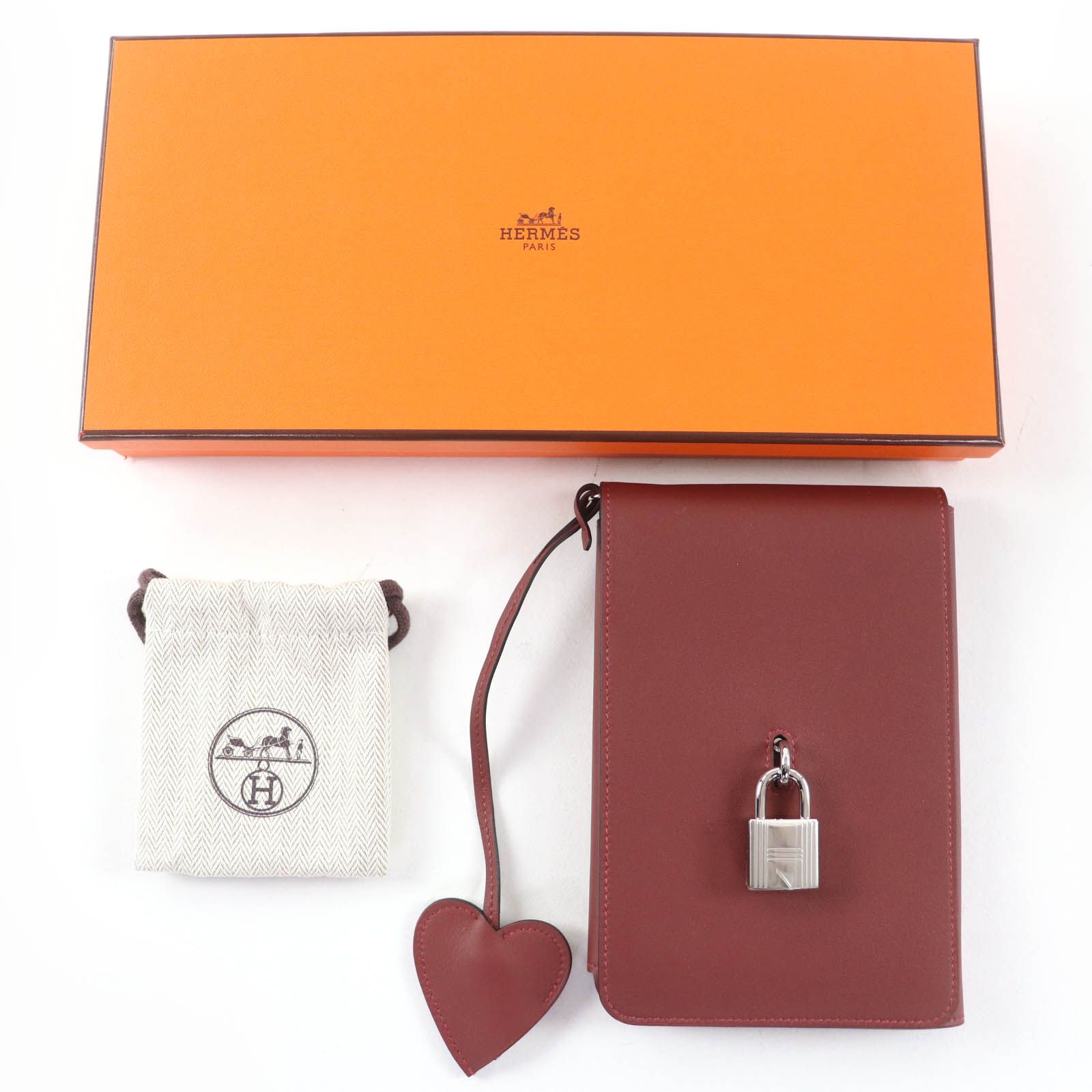 HERMES エルメス カバー カルネ シークレット ヴォースイフト ルージュアッシュ シルバー金具 カデナ ノート付き ノートカバー W刻印 き フランス製 レディース