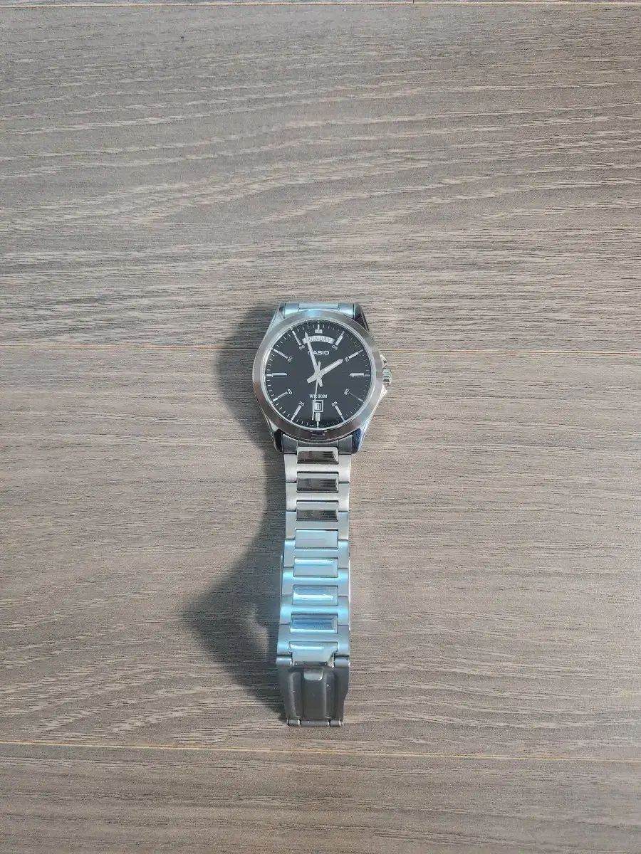 カシオ CASIO mtp 1370 d メタル時計