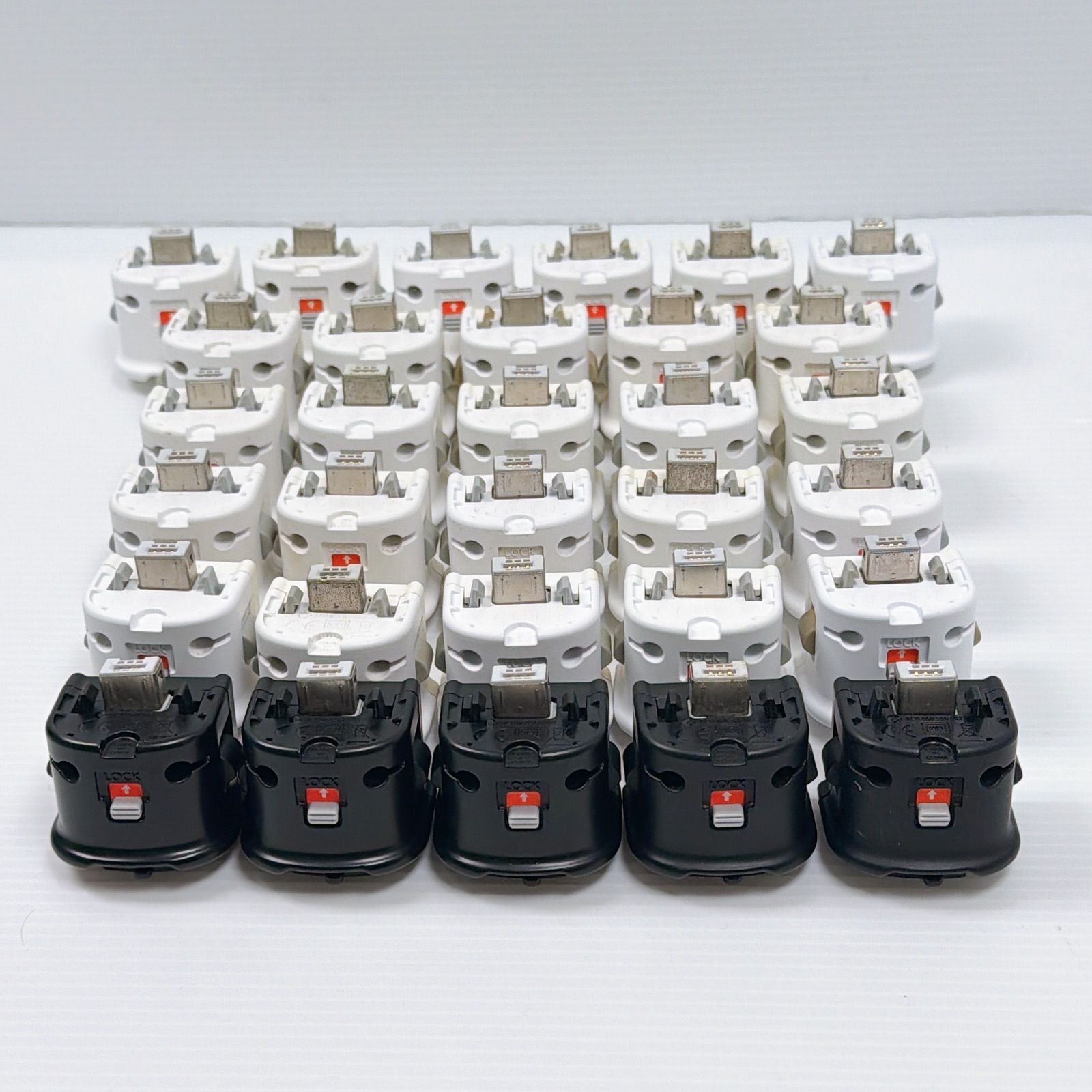 Wii モーションプラス RVL-026 シロ クロ セット ニンテンドー Nintendo