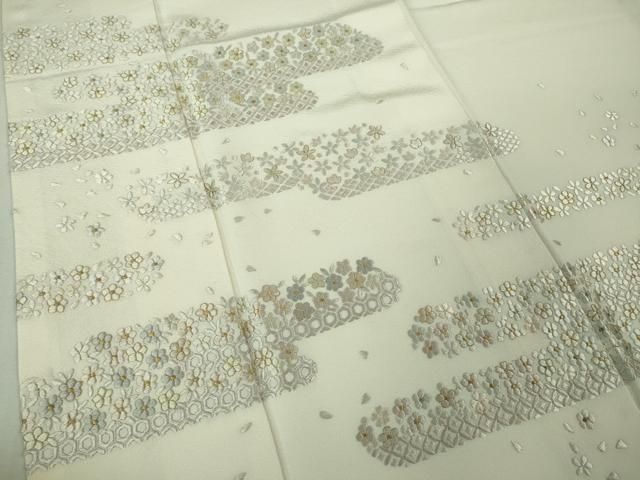 霞花文 象牙色地