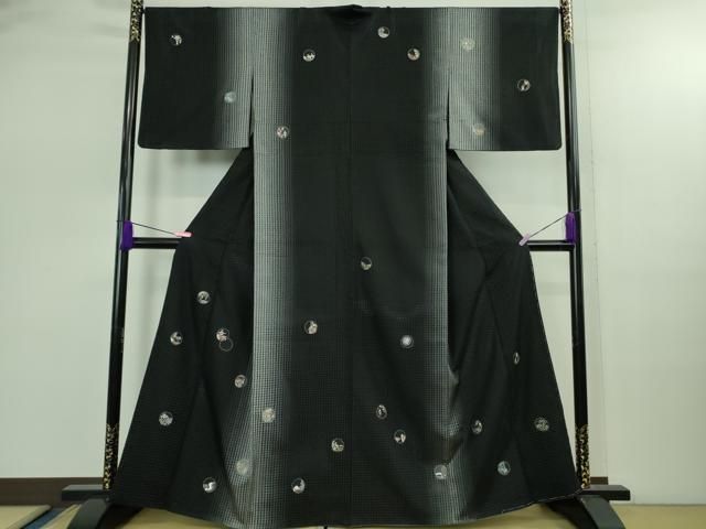 上 中国三大刺繍 スワトウ刺繍 汕頭刺繍 訪問着 紬地 総刺繍 刺し子 草花丸文 暈し染め 黒地 kh 6