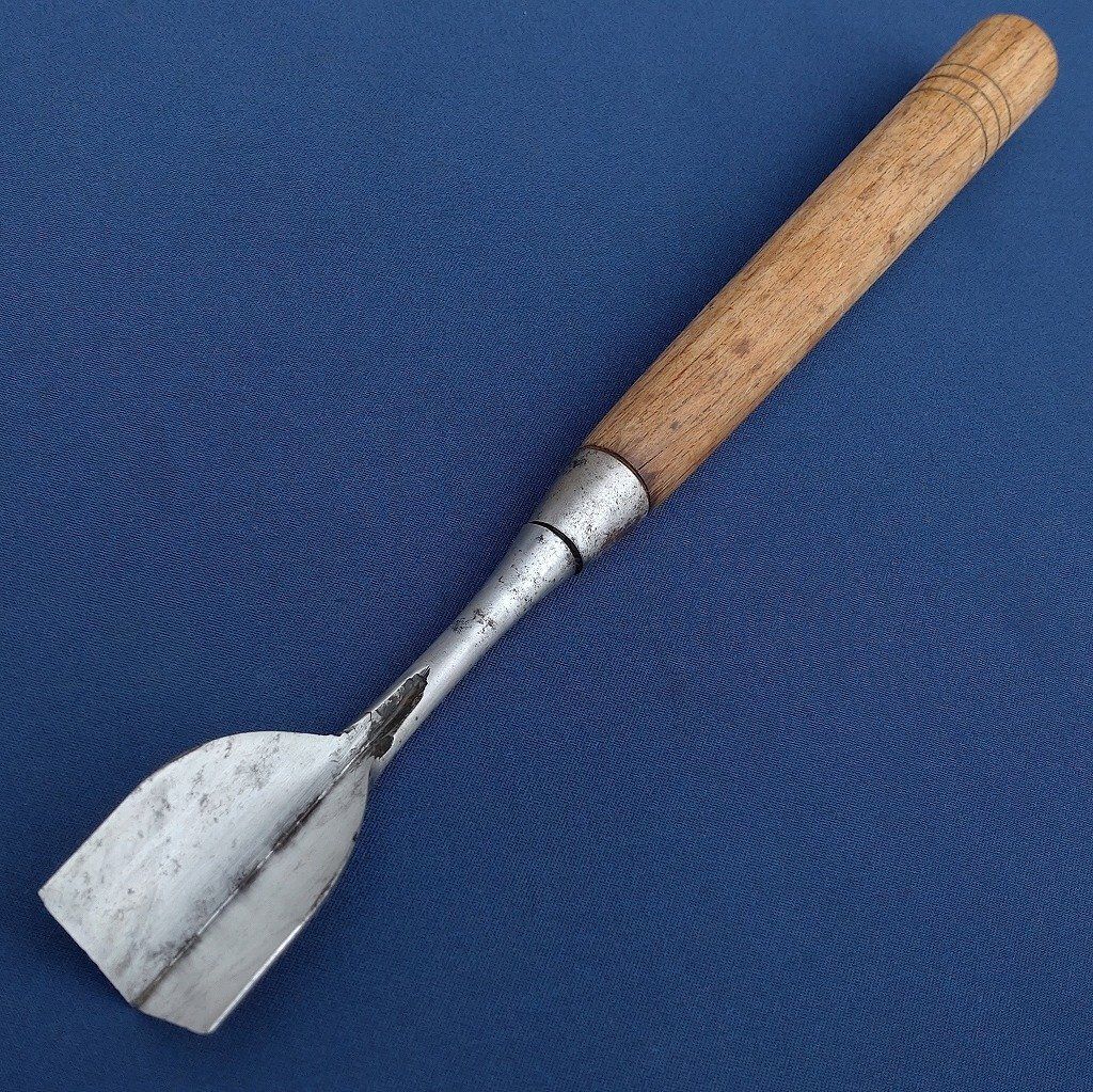 氷鑿 三角鑿 刃幅30 30㎜ 全長約340㎜ 氷のみ 氷彫刻 氷刀 三角刀 料理彫刻 刃物 3175