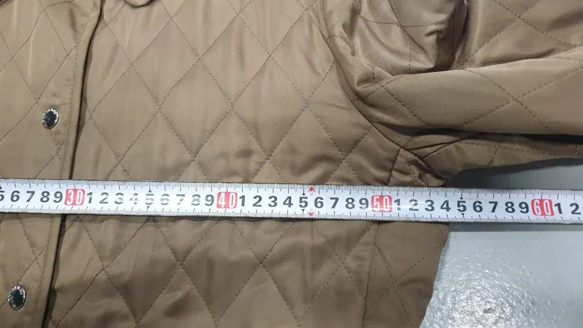 バーバリー キルティング ジャケット ベージュ レディース テーラード テーラードジャケット 