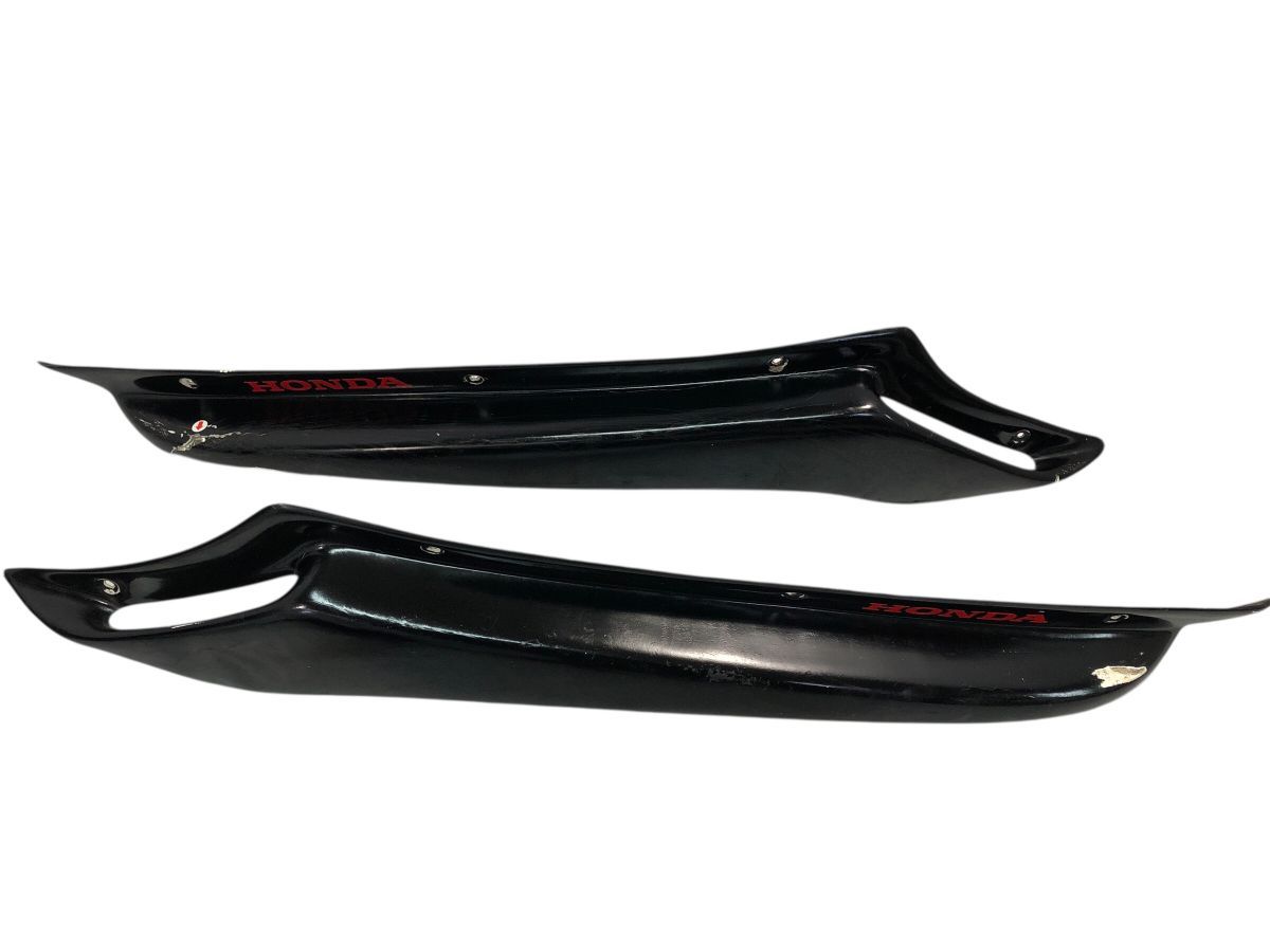 HONDA PCX 125 JF 28 社外 カーボン サイドカウル下カバー 品 補修 カスタムにも 2814 M 8854