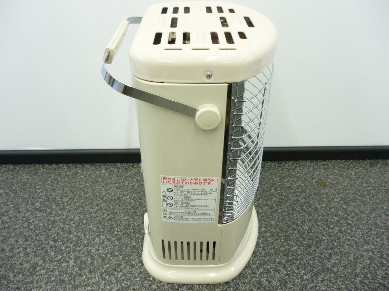 未使用品 2012年製 Rinnai リンナイ ガス赤外線ストーブ 9～12畳 LP