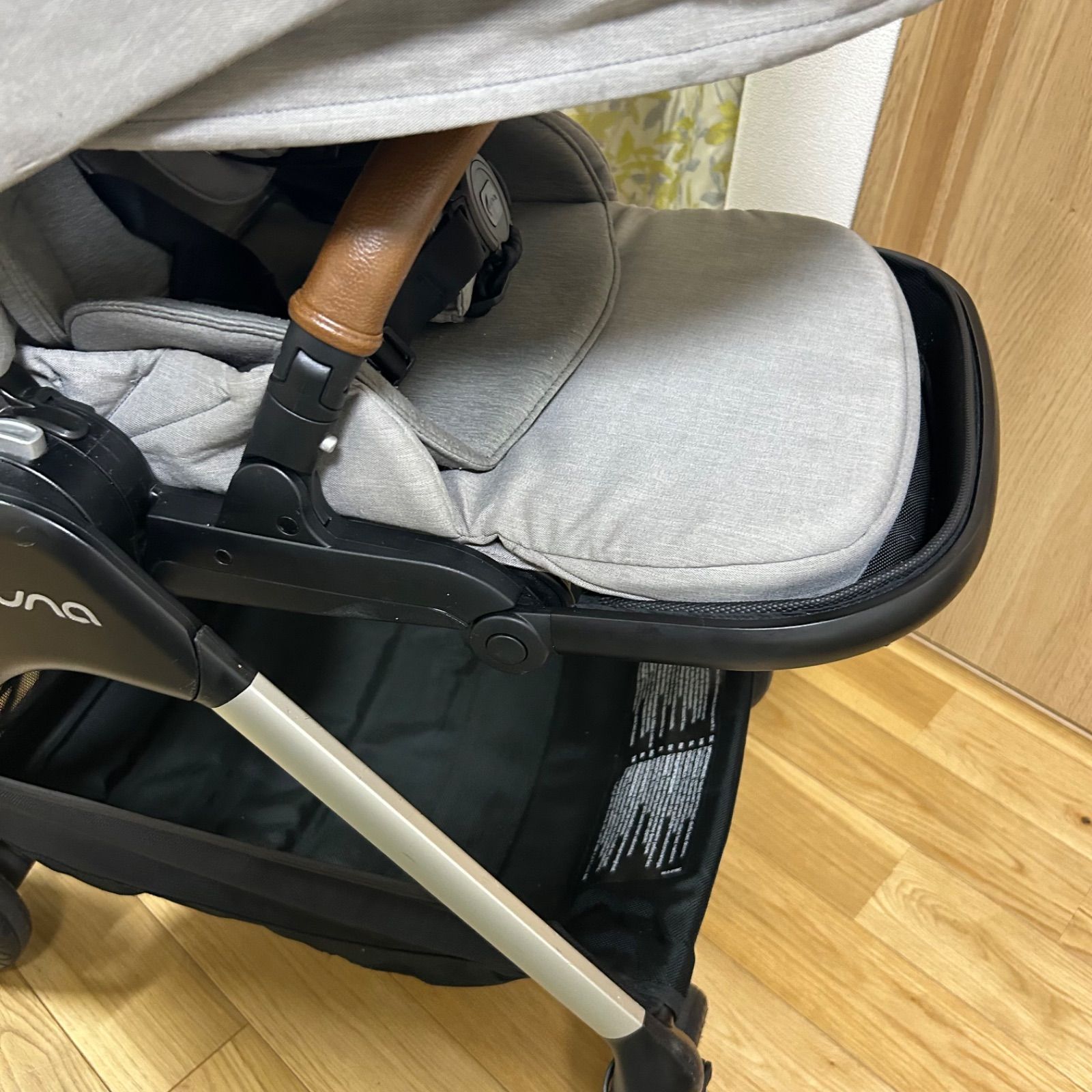 ヌナ ベビーカー