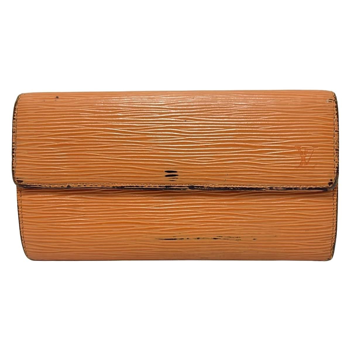 LOUIS VUITON☆長財布　ポルト　モネ　クレディ　エピ　M63572 LOUIS VUITTON(ルイヴィトン) 長財布 エピ ポシェットポルトモネ