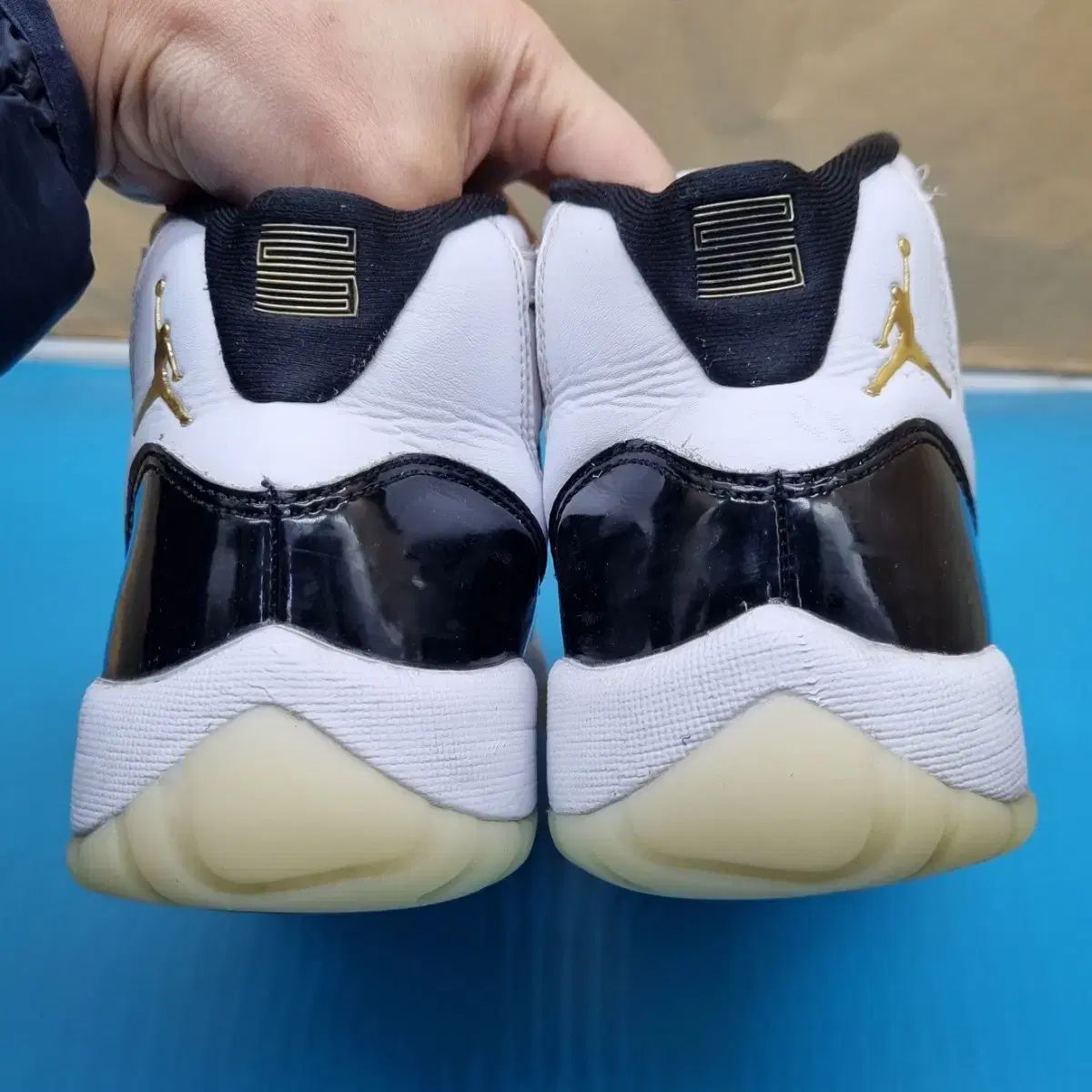  ナイキ ジョーダン11 レトロ グラティテュード 250 シューズ(男性用) バスケットボール