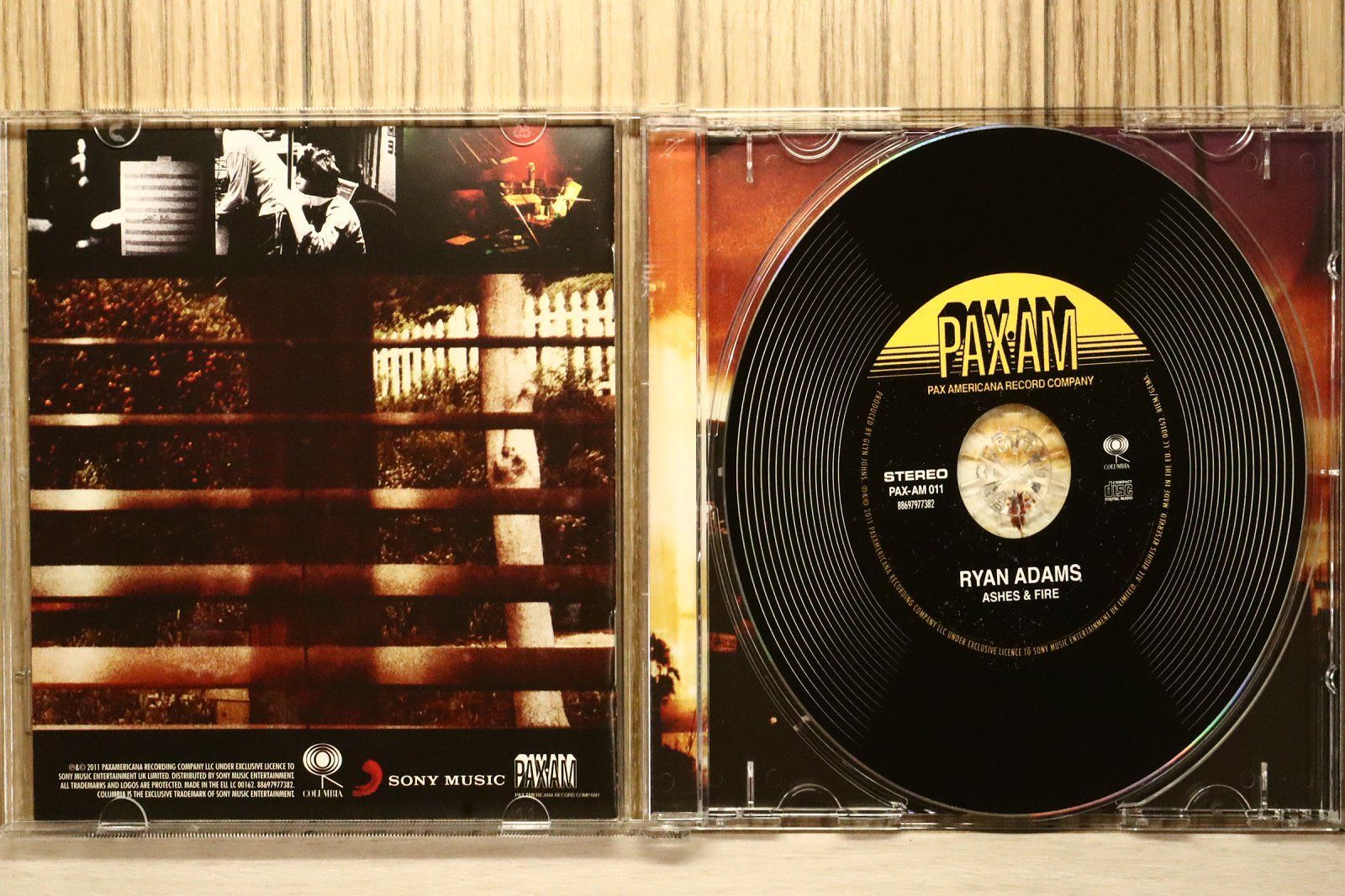 ライアンアダムス　CDセット 中古CD☆ライアン・アダムス/Ryan Adams□ ASHES & FIRE 【88697977382