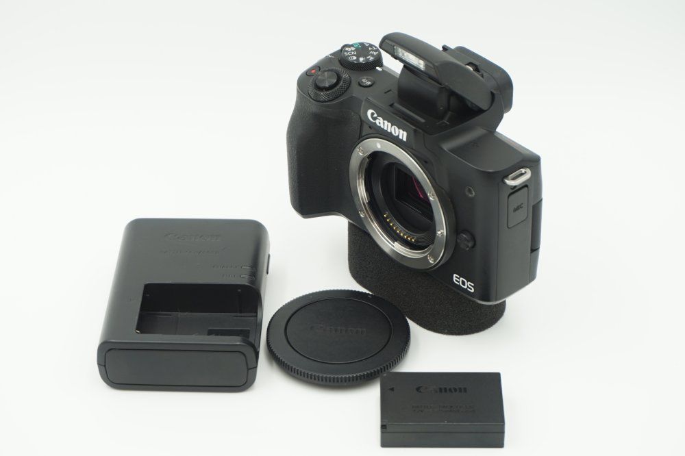 Canon ミラーレス一眼カメラ EOS Kiss M 2 ボディー ブラック BODY