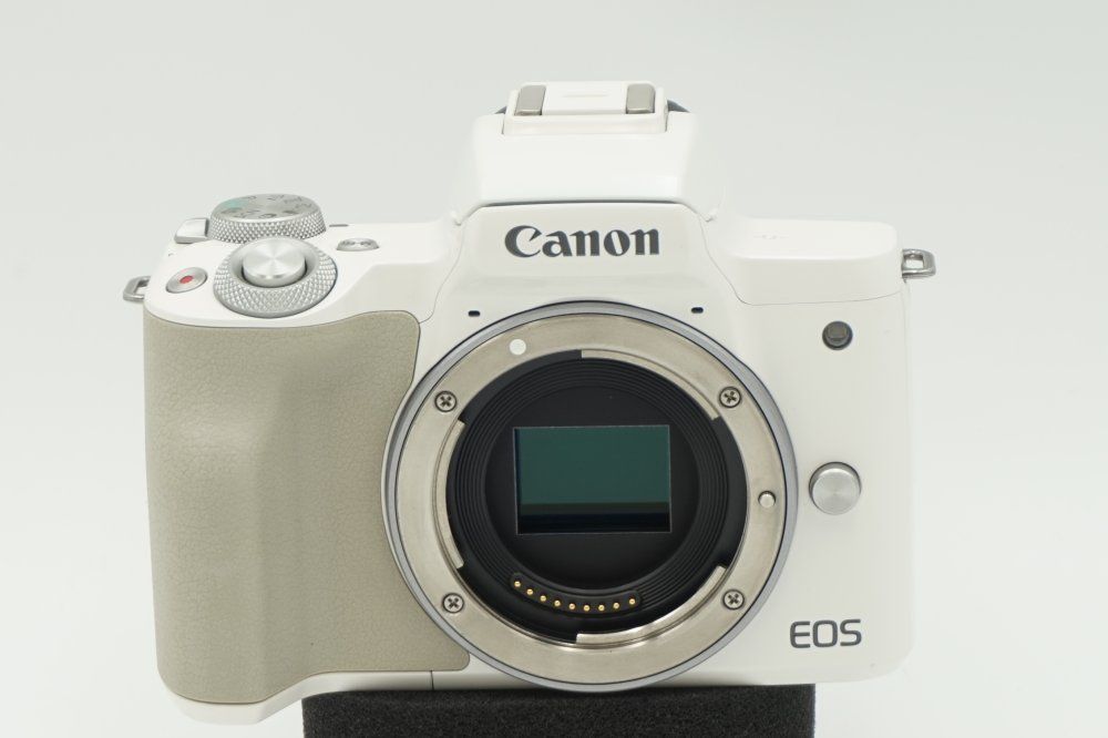 Canon ミラーレス一眼カメラ EOS Kiss M ボディー ホワイト EOSKISSMWH