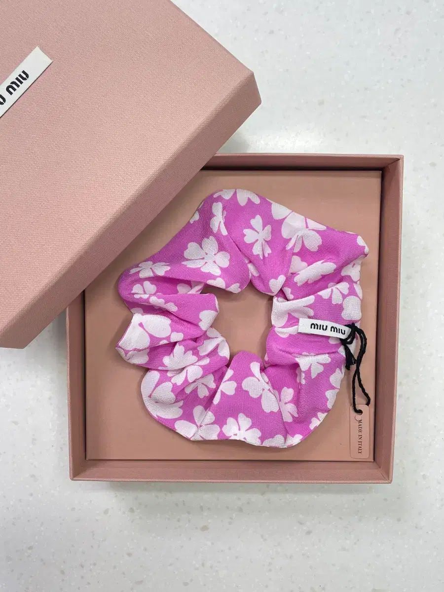 SCRUNCH スカーフ