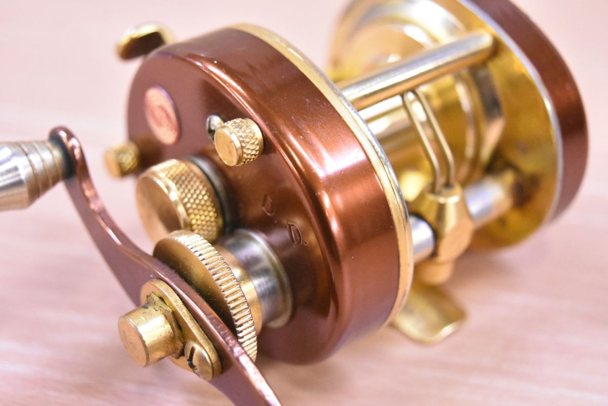 道楽 バイトマン 77 DOWLUCK BITEMAN ベイトリール バスフィッシング