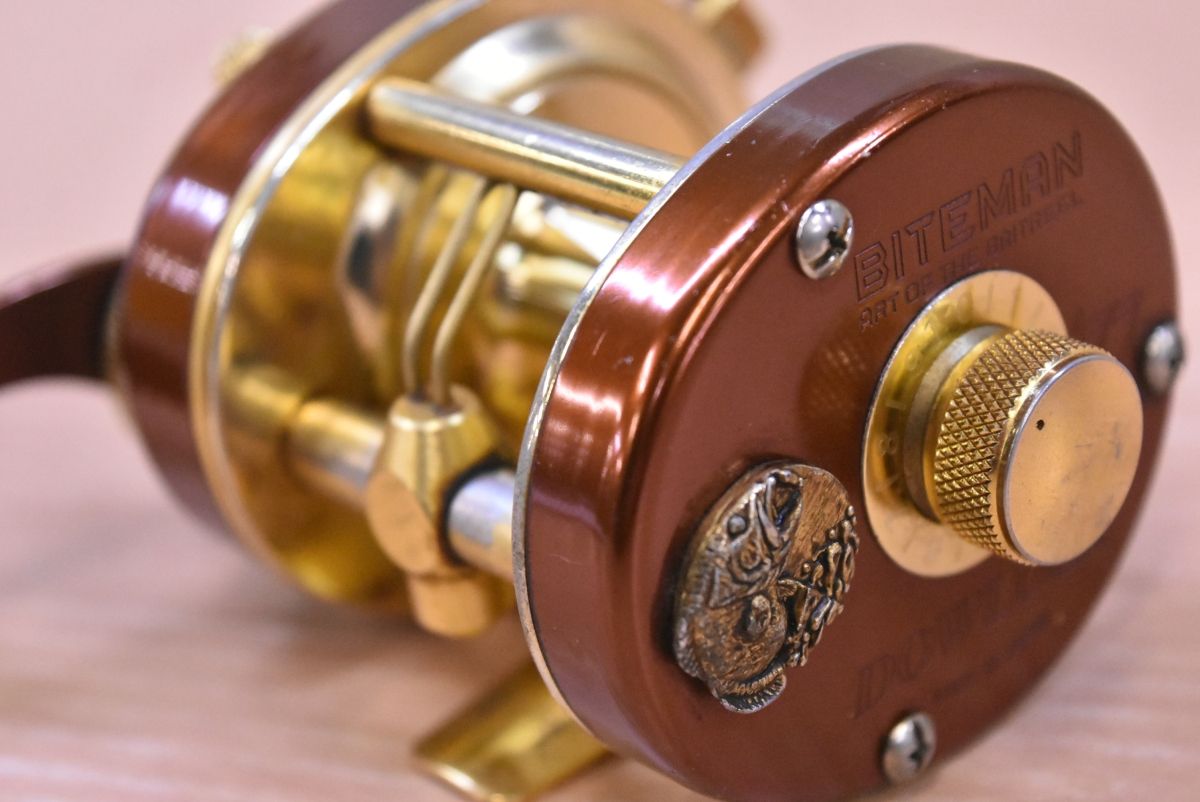 道楽 バイトマン 77 DOWLUCK BITEMAN ベイトリール バスフィッシング