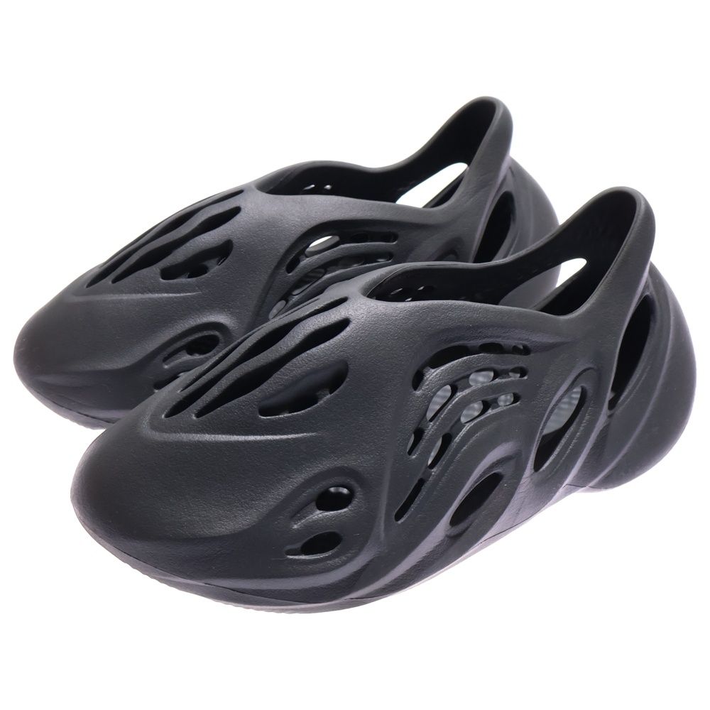 adidas アディダス YEEZY Foam Runner Clay Carbon IG 5349 イージー フォームランナー カーボン サンダル ブラック