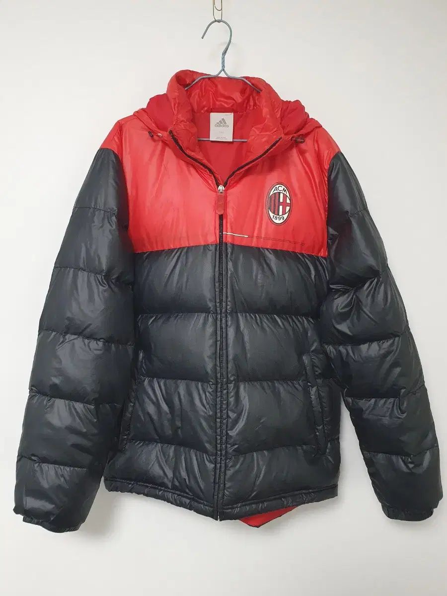 アディダス ACミラン グースダウン ダウン アウター ブラック/レッド