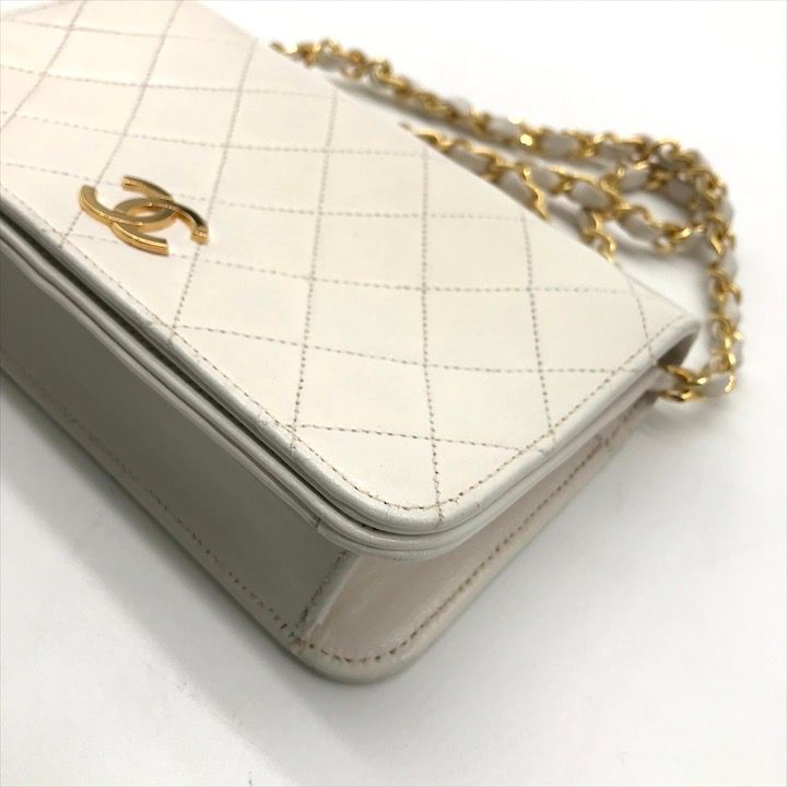 良品 CHANEL シャネル ココマーク マトラッセ チェーン ショルダー バッグ ラムスキン プッシュロック ホワイト レディース k6879 良品 CHANEL シャネル ココマーク マトラッセ チェーン ショルダー
