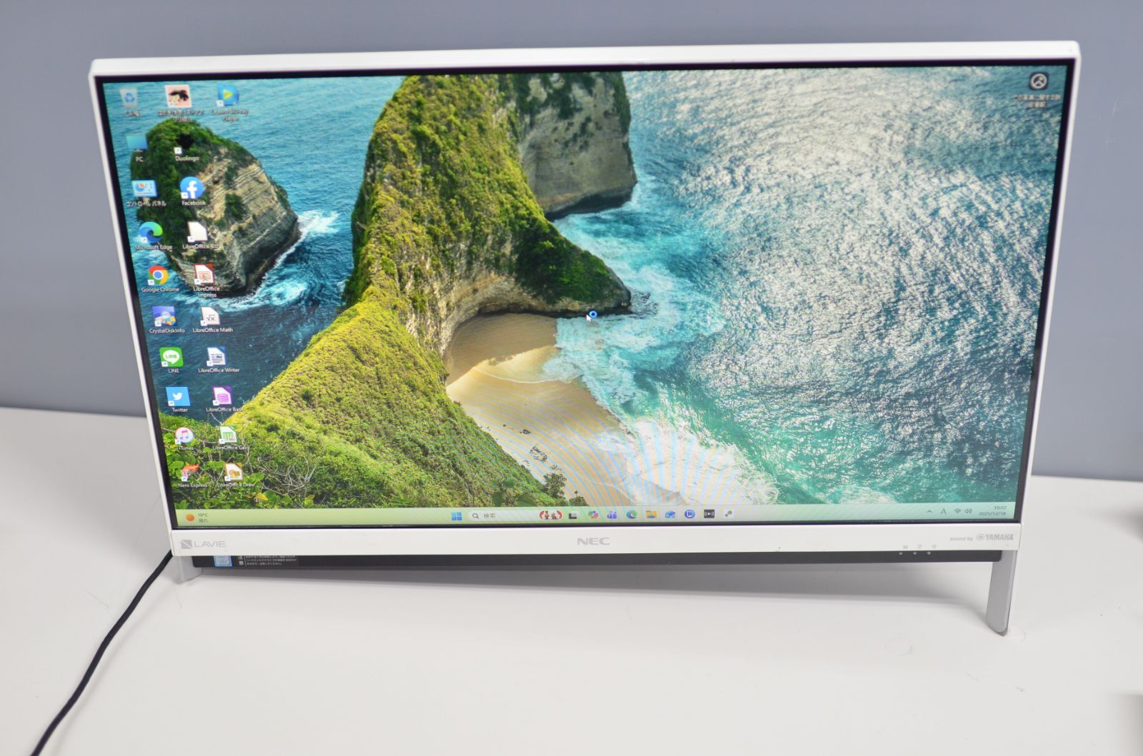 品 一体型パソコン NEC DA 700 H core i 7-7500 U メモリ4 GB DVDマルチ テレビ機能