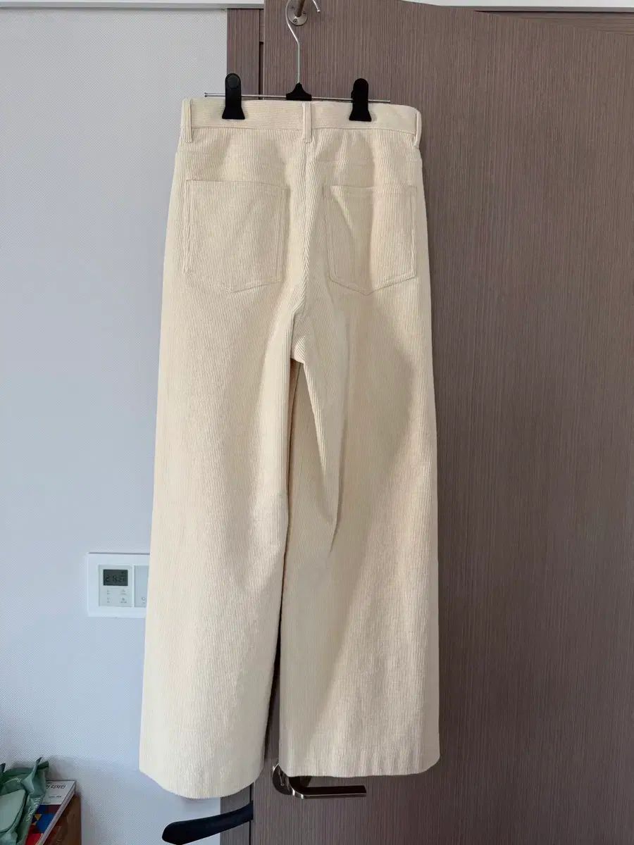 the コーデュロイ ズボン 55