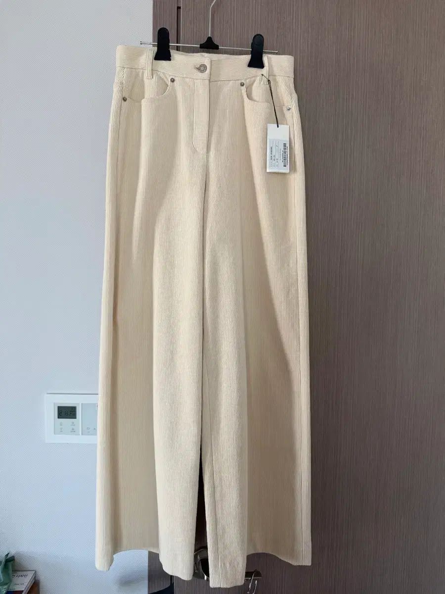 the コーデュロイ ズボン 55