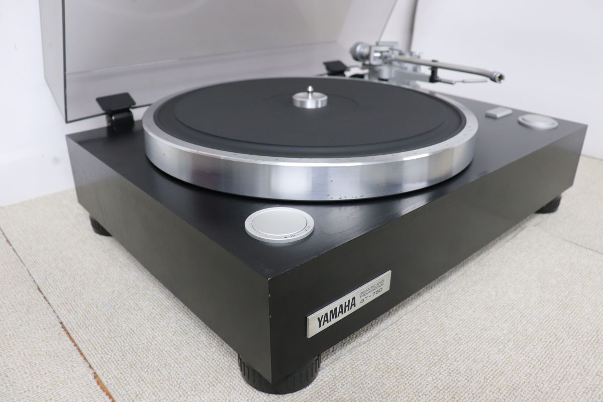 Yamaha ヤマハ GT 750 Direct Drive Turntable ダイレクトドライブタ ンテ ブル 15400