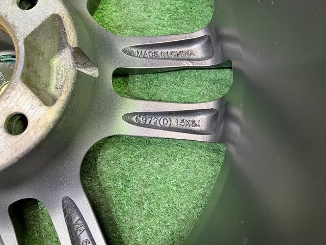 ﾌﾟｼﾞｮｰ206 ホイール