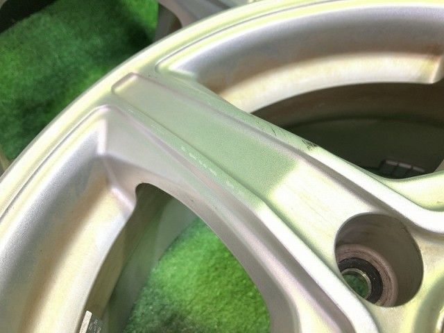 ホイール アルミ