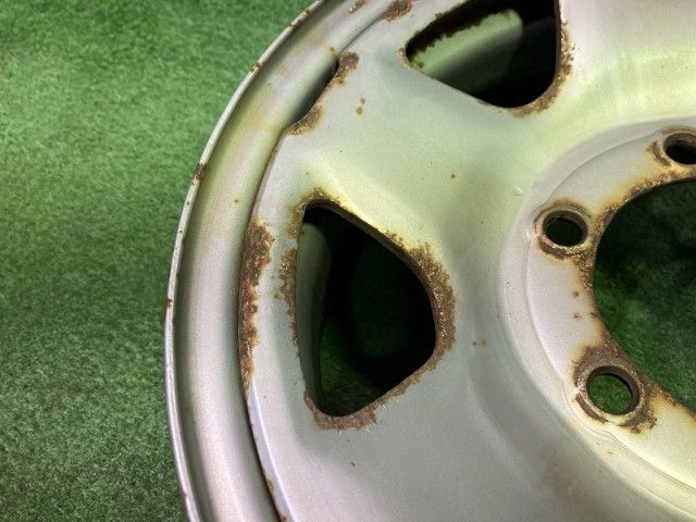 シルバー 15インチ