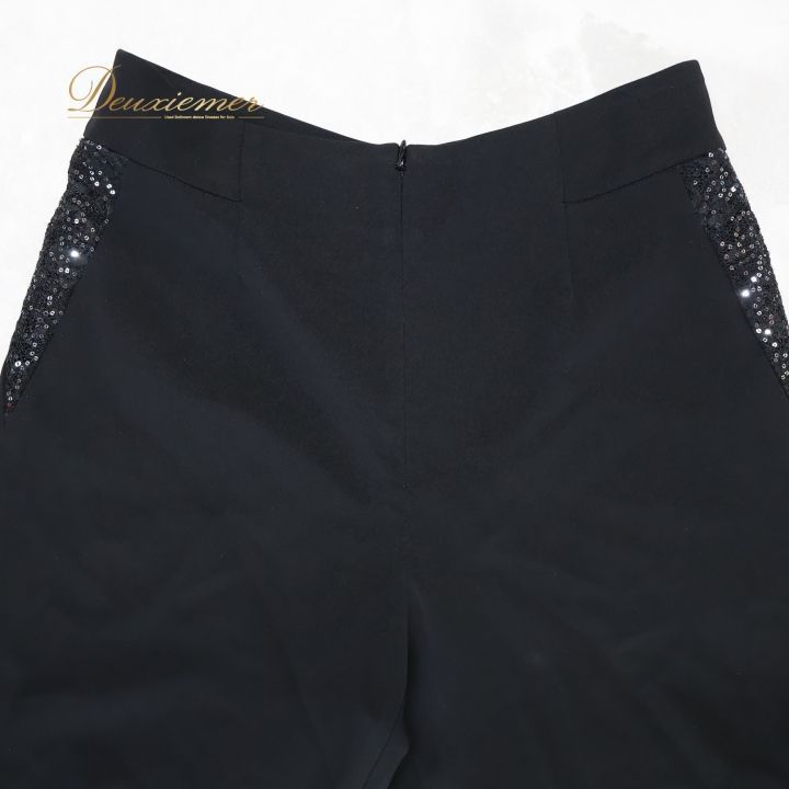 社交ダンス✨チャコット✨ロイヤルダンス✨黒✨キャミ付き✨新品タグ付き 社交ダンス スカート ロイヤルダンス M チャコット 黒