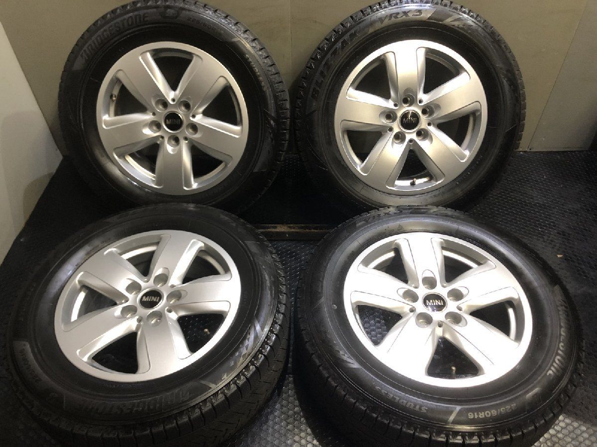 走行短め【BS BLIZZAK VRX3 225/60R16】スタッドレス【MINI F60 クロス 