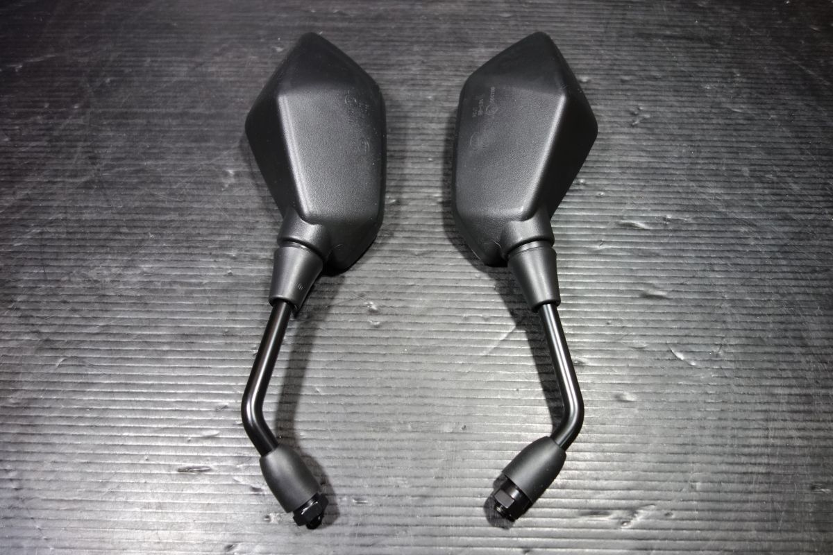 追加分◆ とも ミラー 左右セット カワサキ Z1000 Z800 ZX10R ZZR1400 10mm A051511-R