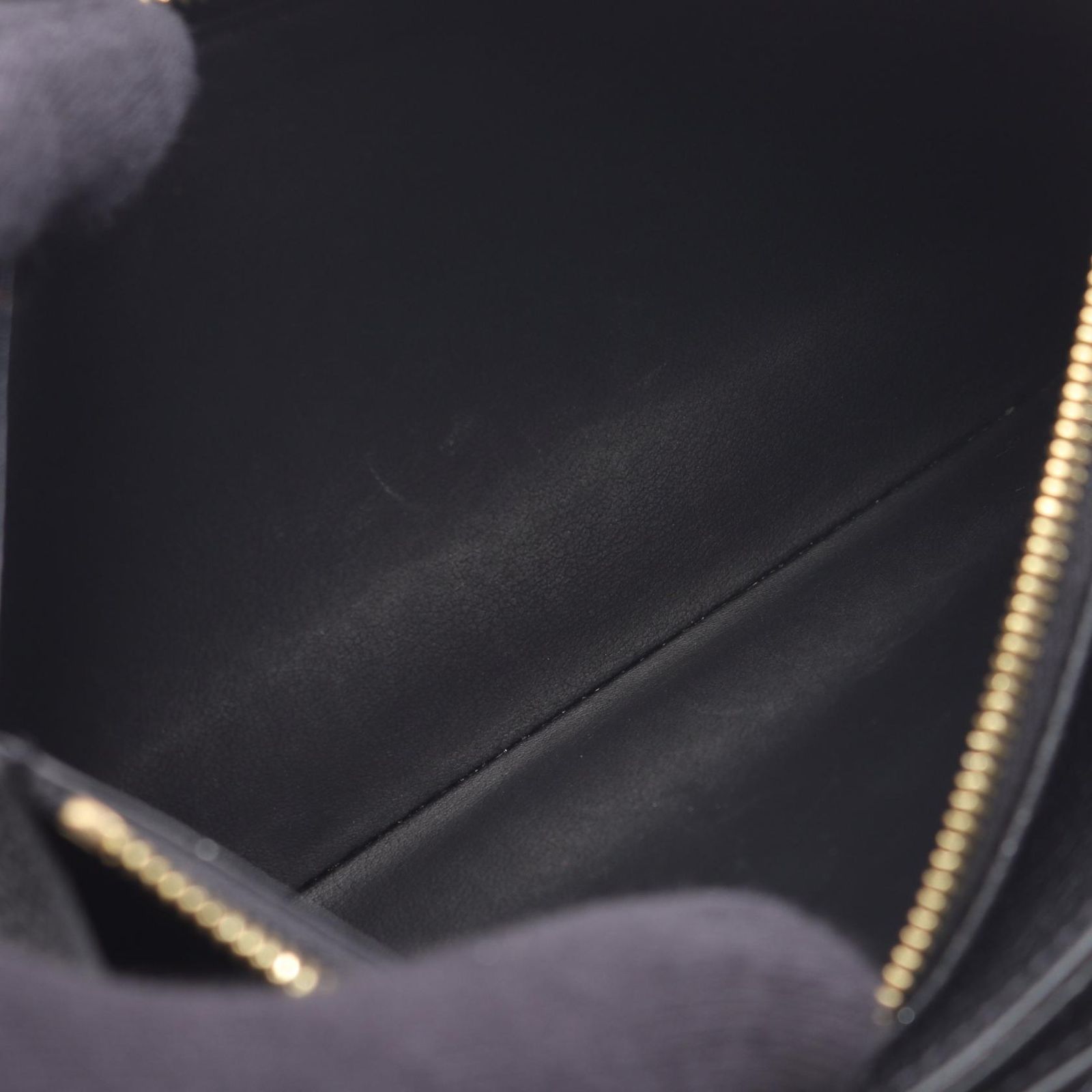 ヴィトン ジッピーウォレット