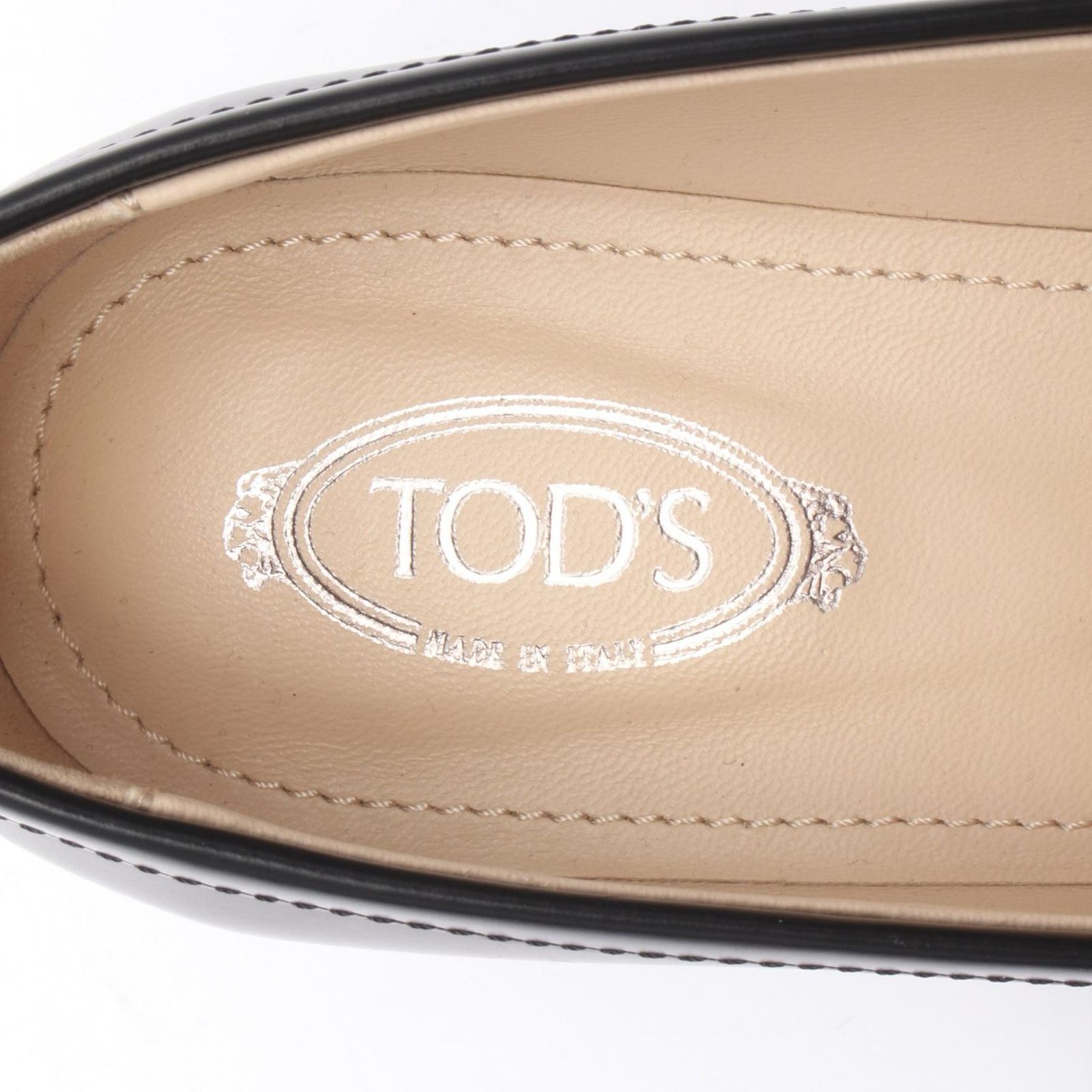 トッズ ローファー