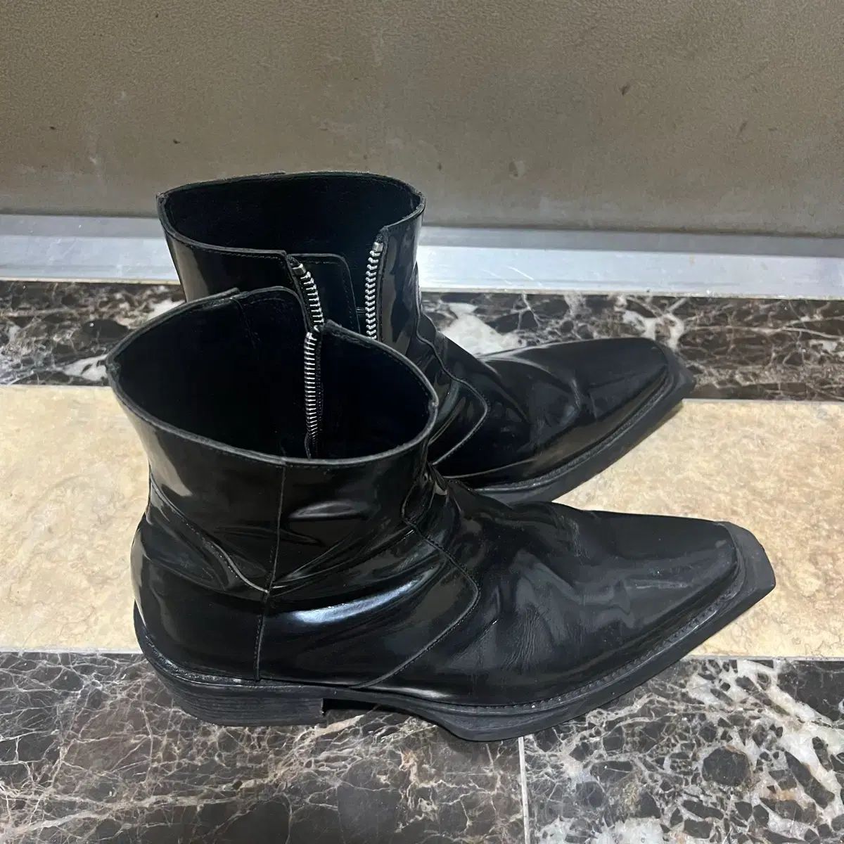 MOOWI ムウィ アクティブ ロックシーク ブーツ