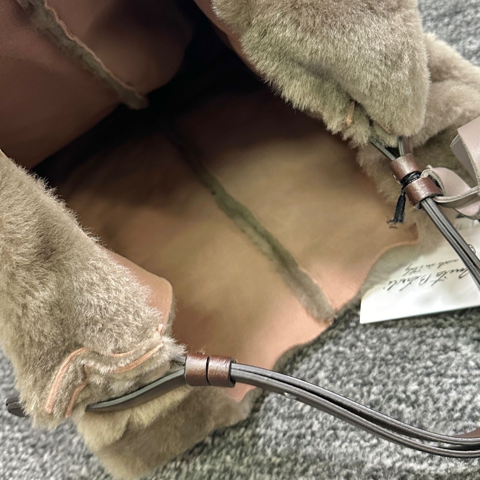 未使用品 ANITA BILARDI PICASSO ムートン ワンショルダーバッグ