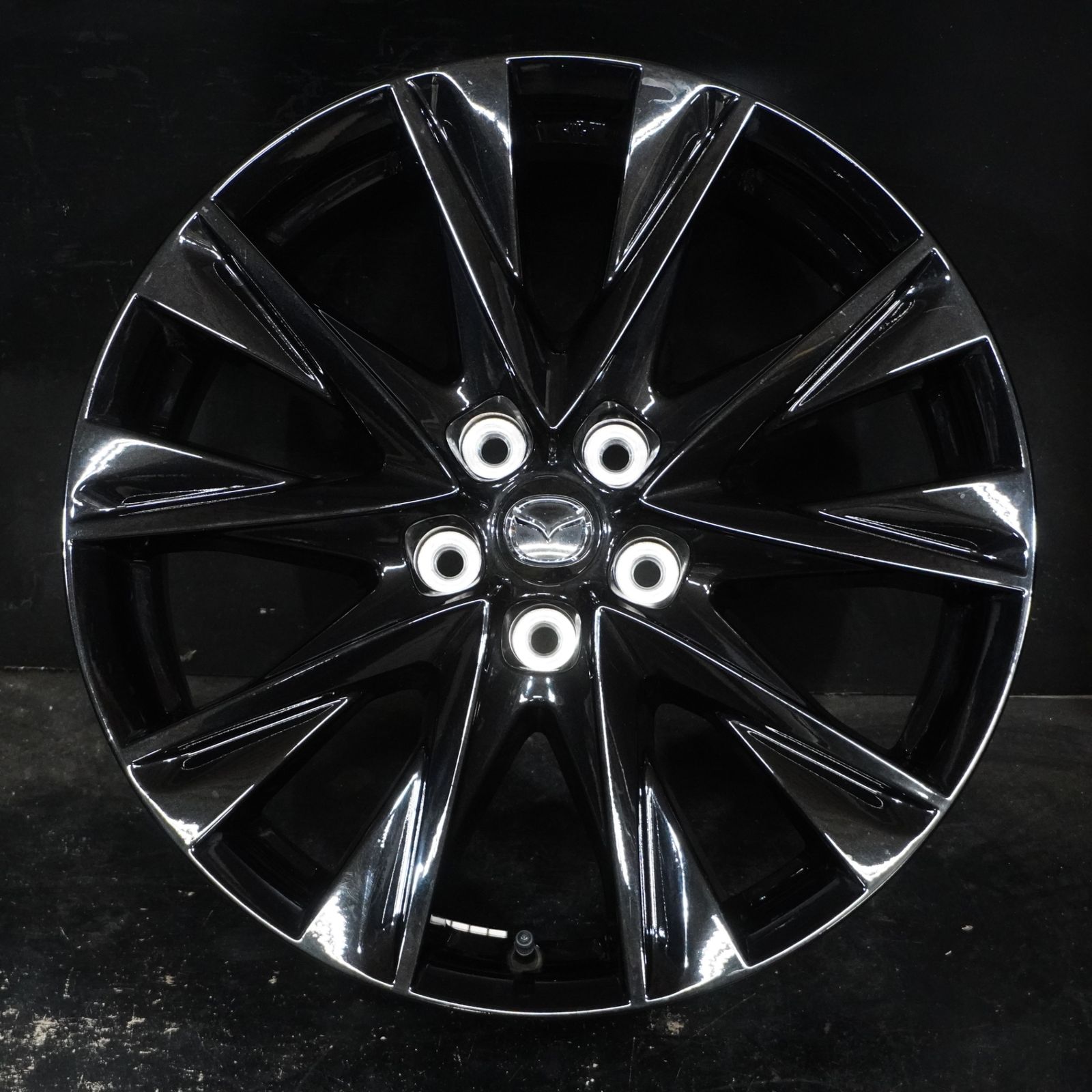 cx5 ブラックトーンエディション　純正ホイール　19インチ マツダCX5純正19インチ入庫です！ CX5、CX8などに！｜グーネットピット