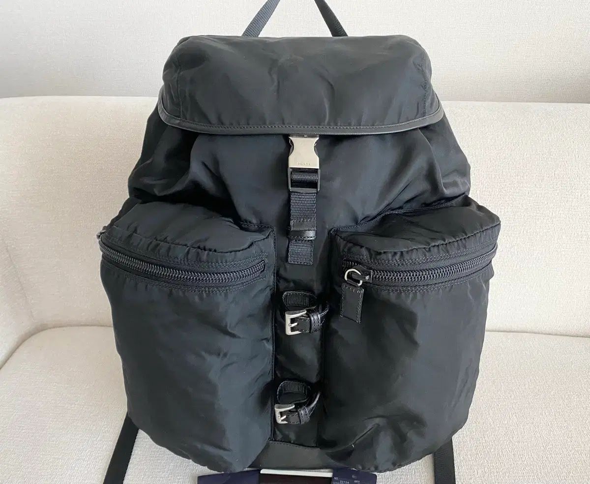 PRADA V 163 傘の花 バックパック ブラック Lサイズ