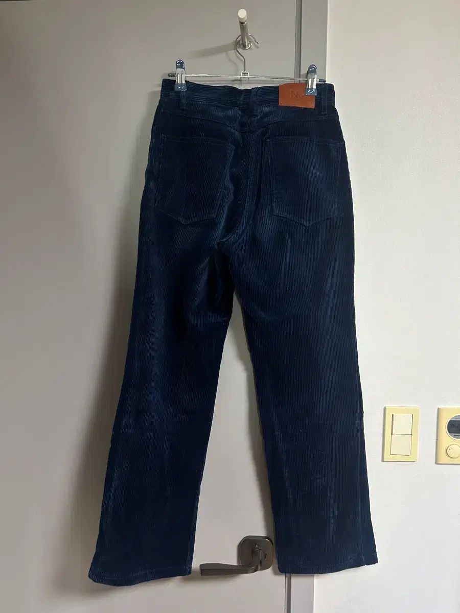 ナッシングリトゥン ネイビー コーデュロイ パンツ